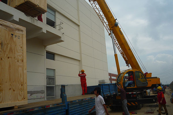 設備吊裝上樓 設備吊裝上樓