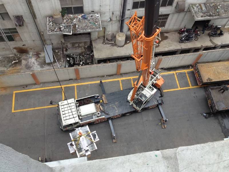 無錫大型設(shè)備起重吊裝中設(shè)備為什么會擺動？擺動會造成哪些危害？