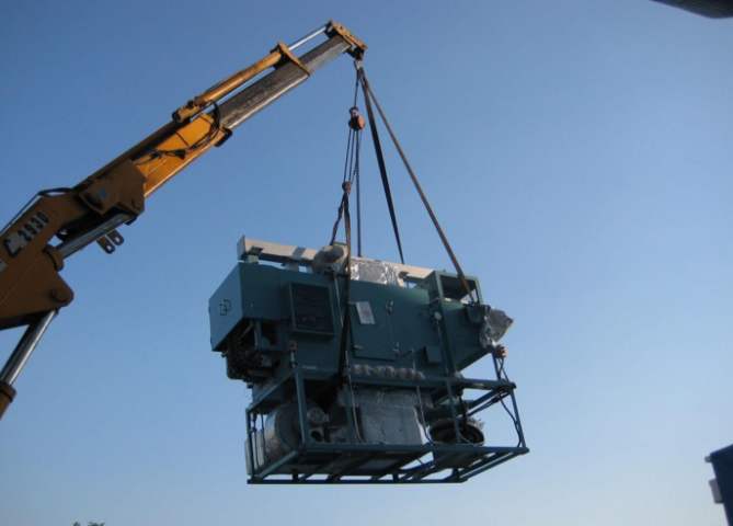 無錫設(shè)備吊裝公司：起重吊裝設(shè)備停放位置的選擇要滿足哪些條件？